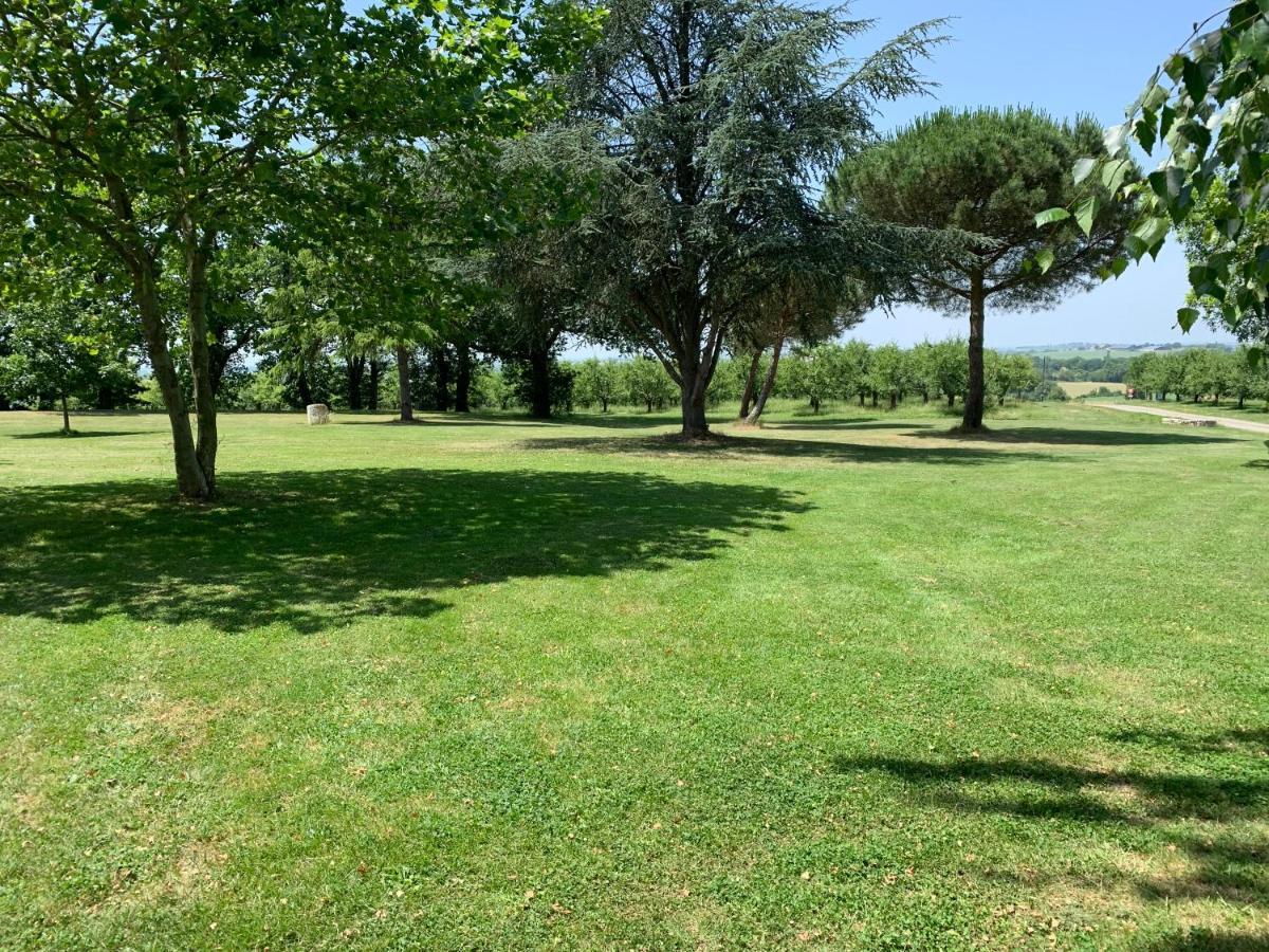 Gite De Beausoleil La Romieu Exterior foto